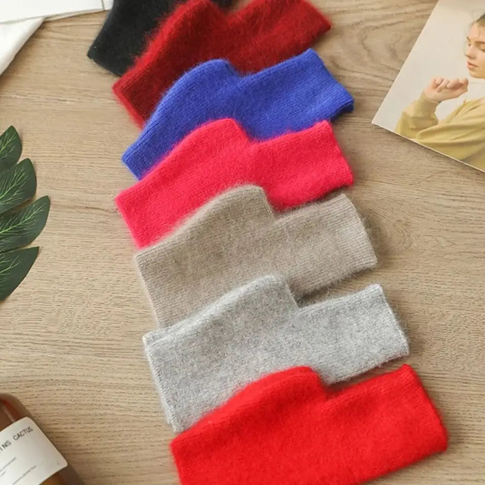 Mink Cashmere Gloves Autumn Winter Women Girl Gloves Fingerless Warm Knitted Wool Mitten Wrist Length Thumb Hole Mitts Fashion